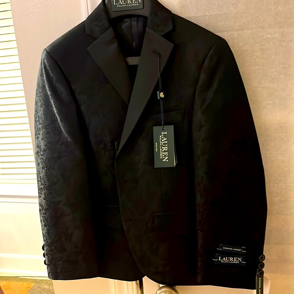 Absolutely Gorgeous Ralph Lauren Boys Evening Jacket. Brand New Tags attached